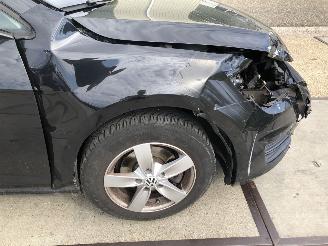 Volkswagen Golf 12tsi Variant AIRCO NAVI picture 14