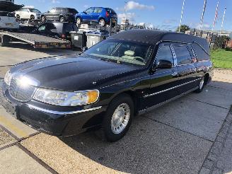 Lincoln Town Car 4.6i V8 164kW picture 3