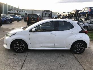  Toyota Yaris 1.5 Hybrid Dynamic 2020/12