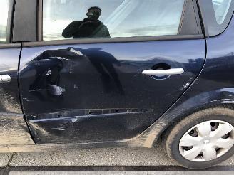 Renault Scenic 16i 16v picture 15