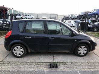 Schadeauto Renault Scenic 16i 16v 2008/6