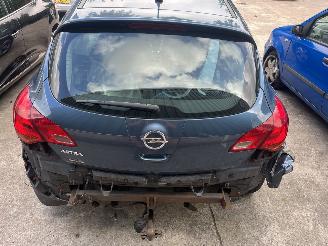 Opel Astra  picture 9