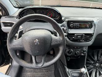 Peugeot 2008 automaat !! picture 13