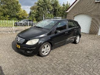  Mercedes B-klasse B200 automaat !! 2005/10