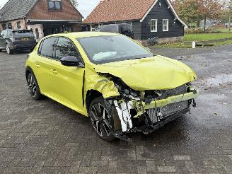 Peugeot 208 1.2 Puretech 100 GT picture 2