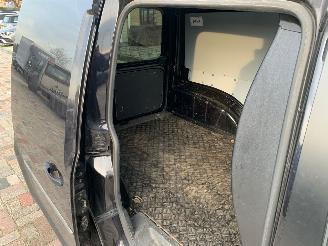 Volkswagen Caddy 2.0TDI picture 11