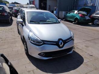 Renault Clio  picture 2