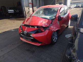 Toyota Aygo Aygo (B40), Hatchback, 2014 1.0 12V VVT-i picture 2