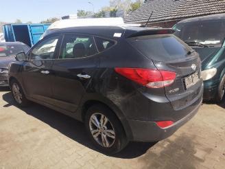 Hyundai Ix35 iX35 (LM), SUV, 2009 / 2015 2.0 CRDi 16V 4x4 picture 3