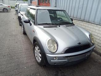 Vrakbiler auto Mini One  2001/10