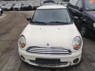 Vrakbiler auto Mini Mini Mini (R56), Hatchback, 2006 / 2013 1.4 16V One 2007/7