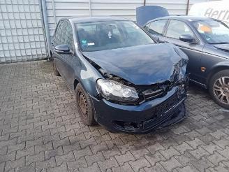 Salvage car Volkswagen Golf Golf VI (5K1), Hatchback, 2008 / 2013 1.4 16V 2009