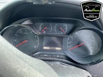 Opel Crossland Crossland (X), SUV, 2017 1.2 12V picture 13