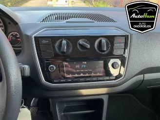 Volkswagen Up! Up! (121), Hatchback, 2011 1.0 12V 60 picture 16