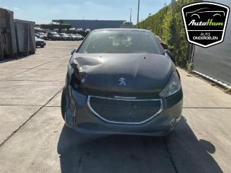 Peugeot 208 208 I (CA/CC/CK/CL), Hatchback, 2012 / 2019 1.4 16V picture 3