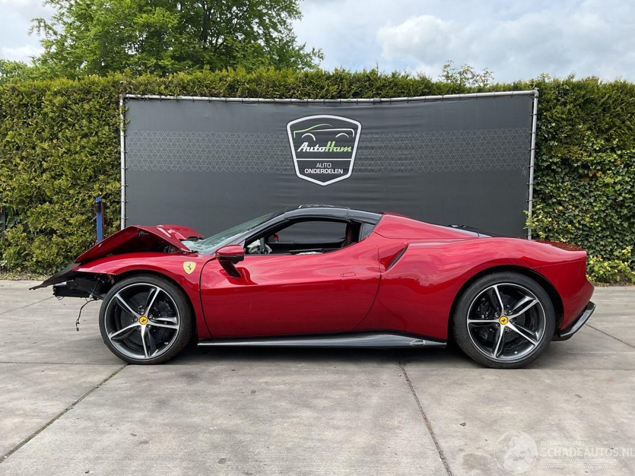 Ferrari  296 GTS 3.0 PHEV Cabrio  Elektrisch Benzine 2.992cc 610kW (829pk)