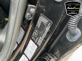 Kia Stonic Stonic (YB), SUV, 2017 1.0i T-GDi 12V Eco-Dynamics+ picture 13