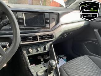 Volkswagen Polo Polo VI (AW1), Hatchback 5-drs, 2017 1.0 12V BlueMotion Technology picture 17