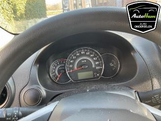 Mitsubishi Space-star Space Star (A0), Hatchback, 2012 1.0 12V picture 17