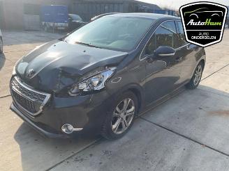 Peugeot 208 208 I (CA/CC/CK/CL), Hatchback, 2012 / 2019 1.4 16V picture 4