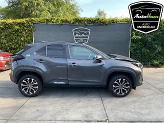 Salvage car Toyota Yaris Cross Yaris Cross (PB1/PJ1), SUV, 2020 1.5 12V Hybrid 115 2023/12