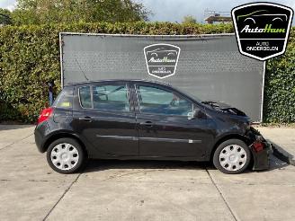 Dezmembrări autoturisme Renault Clio Clio III (BR/CR), Hatchback, 2005 / 2014 1.2 16V 75 2008/8