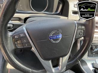 Volvo V-60 V60 I (FW/GW), Combi, 2010 / 2018 2.0 D2 16V picture 16