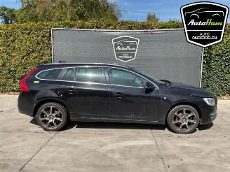Uttjänta bilar auto Volvo V-60 V60 I (FW/GW), Combi, 2010 / 2018 2.0 D2 16V 2015/8