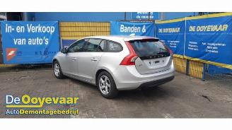 Volvo V-60 V60 I (FW/GW), Combi, 2010 / 2018 2.0 D3 20V picture 4