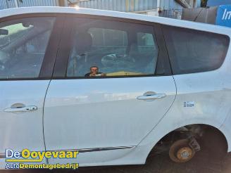 Renault Grand-scenic Grand Scenic III (JZ), MPV, 2009 / 2016 1.4 16V TCe 130 picture 4