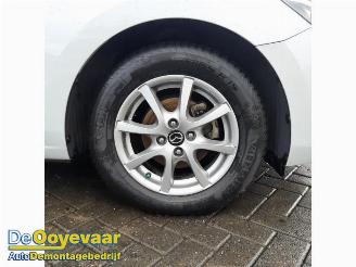 Mazda 2 2 (DJ/DL), Hatchback, 2014 1.5 SkyActiv-G 90 picture 4