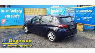 Peugeot 308 308 (L3/L8/LB/LH/LP), Hatchback 5-drs, 2013 / 2021 1.2 12V e-THP PureTech 110 picture 3