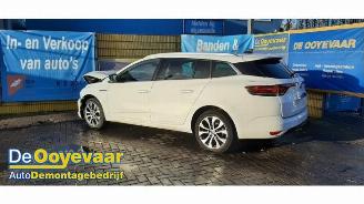 Uttjänta bilar auto Renault Mégane Megane IV Estate (RFBK), Combi 5-drs, 2016 1.3 TCE 160 16V 2024/3