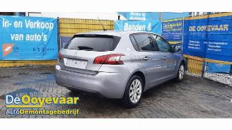 Peugeot 308 308 (L3/L8/LB/LH/LP), Hatchback 5-drs, 2013 / 2021 1.2 12V e-THP PureTech 110 picture 2