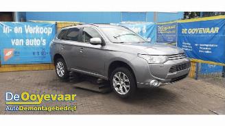 Démontage voiture Mitsubishi Outlander Outlander (GF/GG), SUV, 2012 / 2022 2.0 16V PHEV 4x4 2014/10
