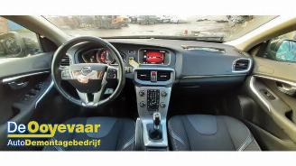 Volvo V-40 V40 (MV), Hatchback 5-drs, 2012 / 2019 2.0 T2 16V picture 5
