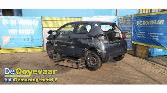 Peugeot 108 108, Hatchback, 2014 1.0 12V VVT-i picture 3