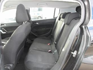 Peugeot 308  picture 21