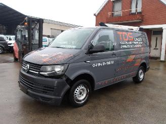  Volkswagen Transporter  2017/8
