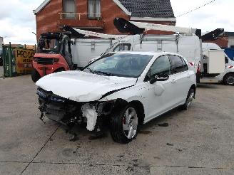 Coche accidentado Volkswagen Golf GTE 2023/6