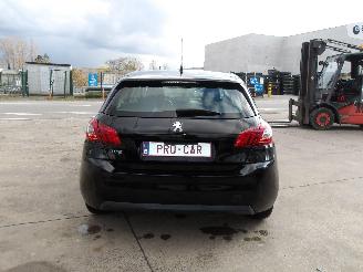 Peugeot 308  picture 6