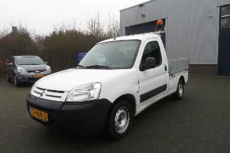krockskadad bil bedrijf Citroën Berlingo 1.6HDI 800 PICK UP / OPEN LAADBAK 2008/2