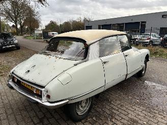 Citroën DS ID 19 picture 16