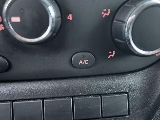 Iveco Daily 35C14 BAKWAGEN MET HYDR. LAADKLEP + AIRCO picture 14