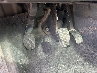 Peugeot 5008 1.6 HDiF Blue Lease 7p picture 44