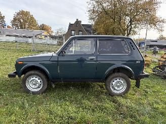 Lada Niva 1.7 4x4 Benzine (merk WOLGA-AUTOW. Type VAZ 2121 op kenteken) picture 4