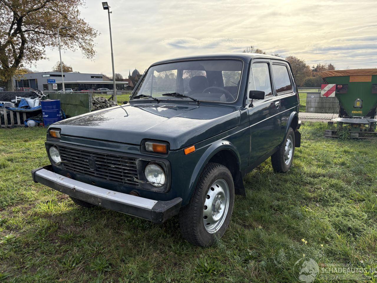 Lada Niva 1.7 4x4 Benzine (merk WOLGA-AUTOW. Type VAZ 2121 op kenteken)