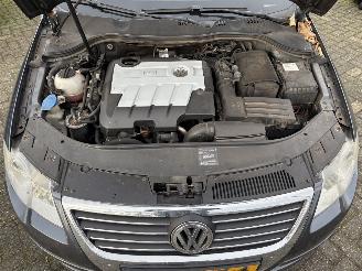 Volkswagen Passat 2.0 TDI HIGHLINE UITVOERING VARIANT picture 24