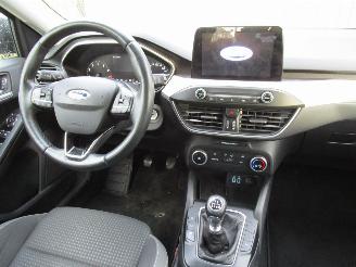 Ford Focus 1.0 Navi Camera Clima 6-Bak picture 10
