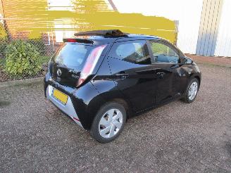 Toyota Aygo Cabrio Navi Airco picture 5